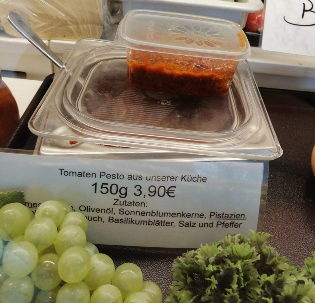 Hausgemachtes Tomatenpesto